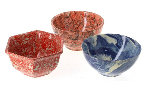 APT - Lot de 3 bols en céramique mêlée. 