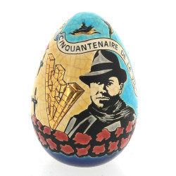 LONGWY - Œuf en faïence à décor d'émaux 