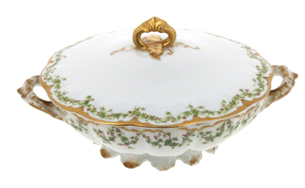 HAVILAND & Cie, Limoges - Légumier couve