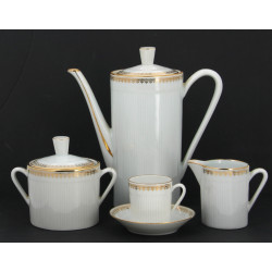 Service à café en porcelaine blanche et 