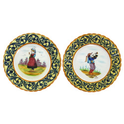 HB QUIMPER - Paire d'assiettes en faïenc