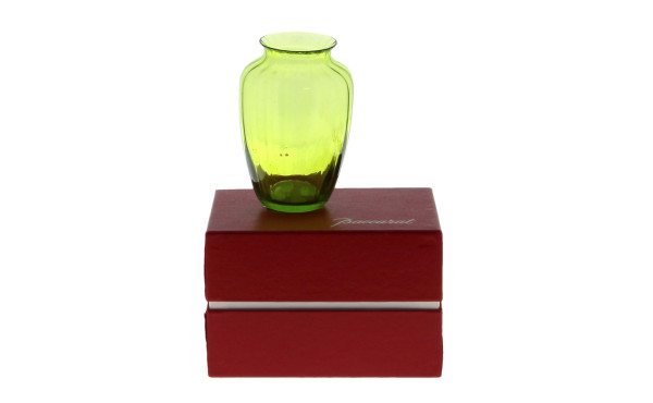 BACCARAT - Petit vase Naïades olivine, s