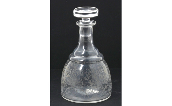 BACCARAT (signé) - Petite carafe avec bo