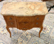 Petite commode style Transition, façade 