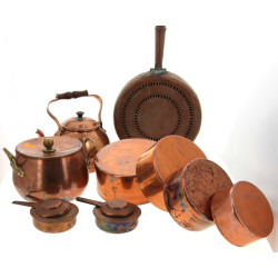 Lot de cuivres : bouilloire : un série d