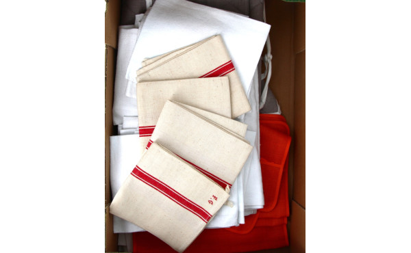 Lot de linge de table et de maison compr