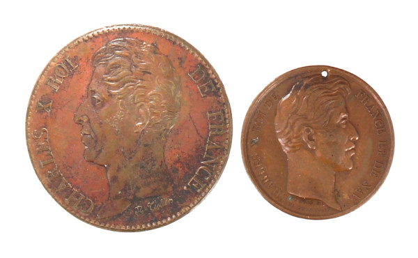 CHARLES X - Lot comprenant deux jetons p