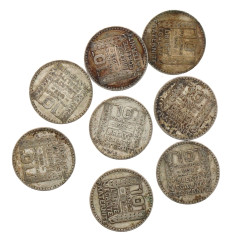 8 pièces de 10 F Turin années 30 en arge