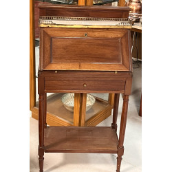 Petit bureau de pente volant en acajou e