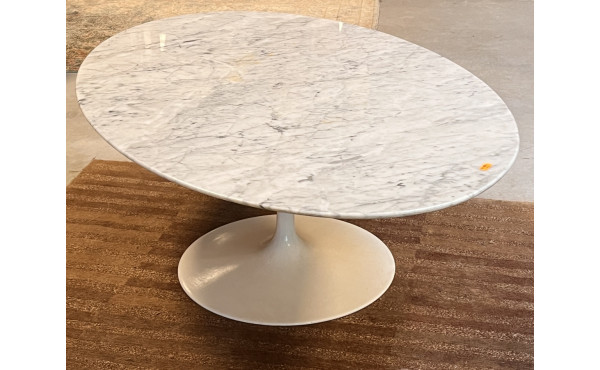 Eero SAARINEN (1910-1961), pour KNOLL In
