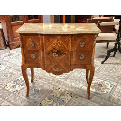 Petite commode style Transition, façade 