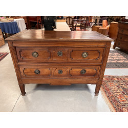 Commode en bois fruitier, époque XVIIIèm