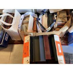 Ensemble de classeurs vides (12) dont sé