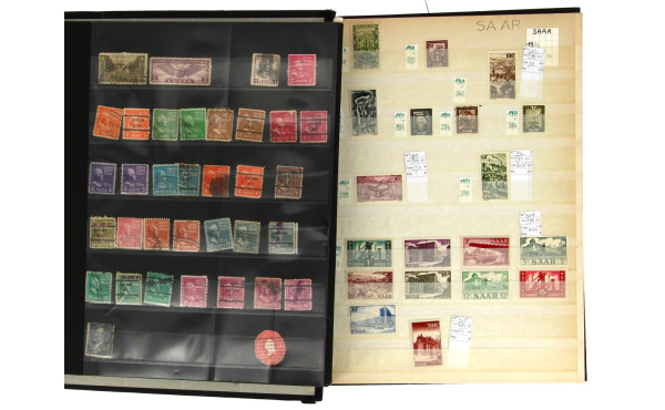 FRAIS REDUITS 15% - MONDE - 2 classeurs 