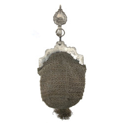 Aumônière à fermoir en argent, travail é