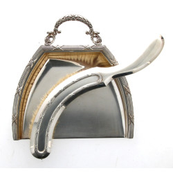 Pelle et sa balayette en métal argenté d