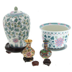 CHINE Xxème - Lot comprenant une potiche