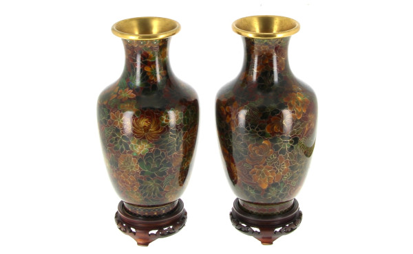 CHINE (Xxème) - Paire de vases en cloiso