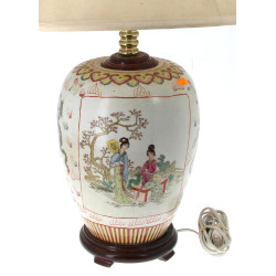 CHINE - Potiche montée en lampe, corps e