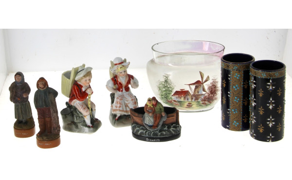 Lot comprenant 3 souvenirs de bord de me