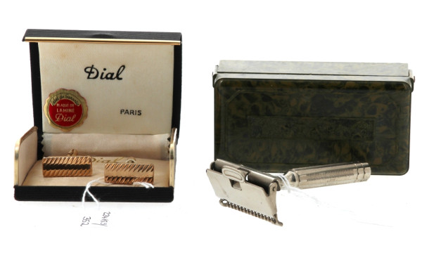 Rasoir vintage dans son écrin en bakélit