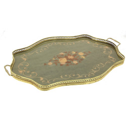 Plateau de service de forme mouvementée,