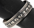 Deux bracelets joncs ouverts en argent, 