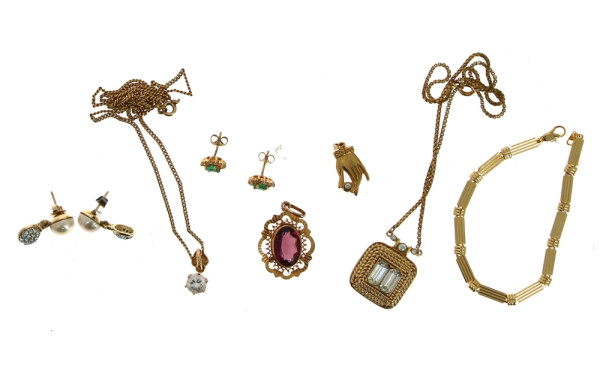 Lot de bijoux fantaisie : collier Orena 