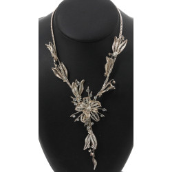 Collier en métal et strass à décor flora