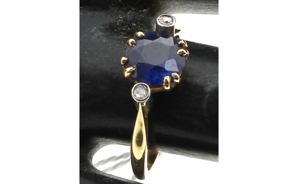 Bague en or jaune, poinçon tête d'aigle,