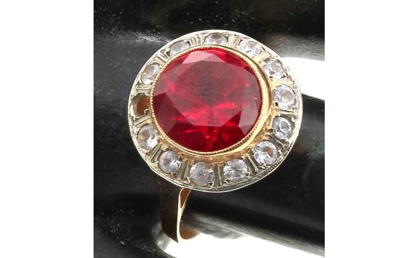 Bague en or jaune 18 cts, poinçon tête d