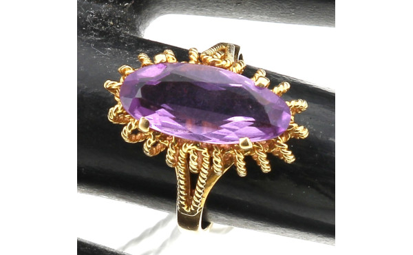 Bague en or jaune 18 cts, poinçon tête d