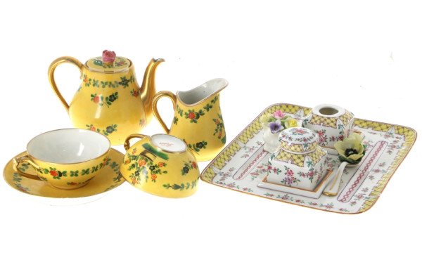 Encrier double en porcelaine à décor flo