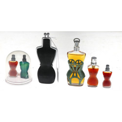 JEAN-PAUL GAULTIER - Lot comprenant un f