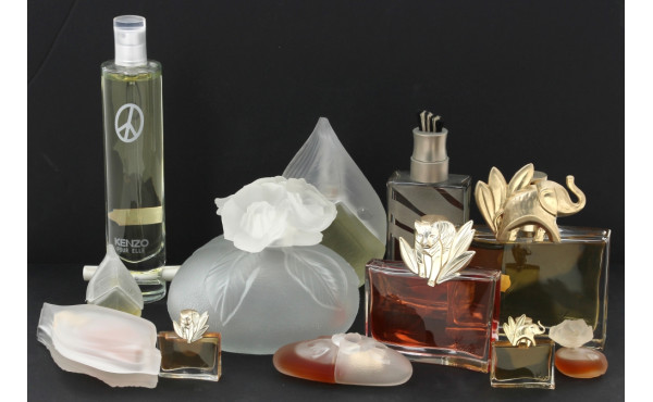KENZO - 12 flacons et miniatures dont un