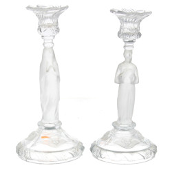 Paire de flambeaux anciens en verre moul