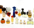 PARFUMS - Lot d'environ 29 miniatures sa