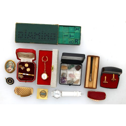 Lot comprenant 2 briquets vintages, un f