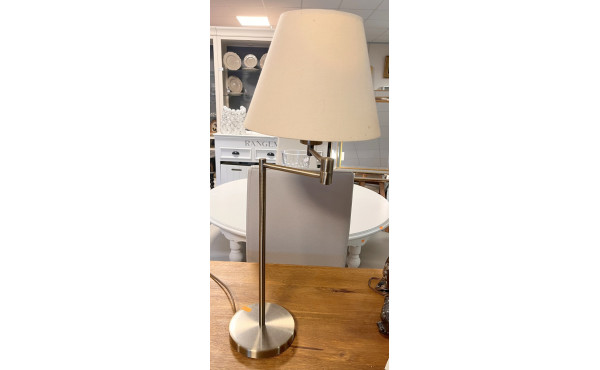 Lampe articulée en métal doré, H 63 cm (