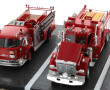 2 maquettes de camions de pompier améric