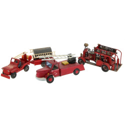 3 véhicules de pompiers en tôle L. 20 à 