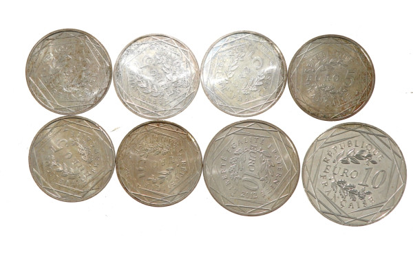 Lot de 8 pièces en argent: 1 p. de 10 eu