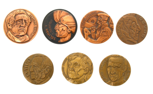 Ugo CARREGA (1935-2014) - Lot de 7 médai