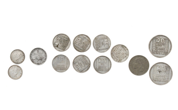 Lot comprenant 7 pièces de 10 F Turin (1