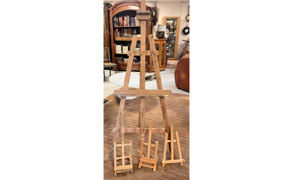 Chevalet de peintre en pin + 3 petits ch