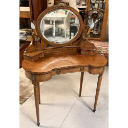 Coiffeuse en placage de loupe forme rogn