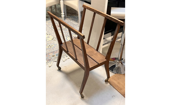 Portant à gravure en bois, roulettes