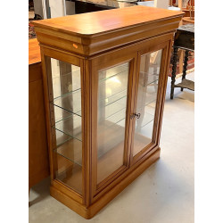 Meuble vitré à hauteur d'appui en merisi