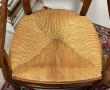 Fauteuil paillé en bois fruitier (bel ét