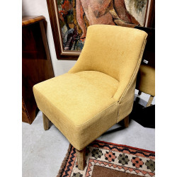 Petit fauteuil moderne style chauffeuse,